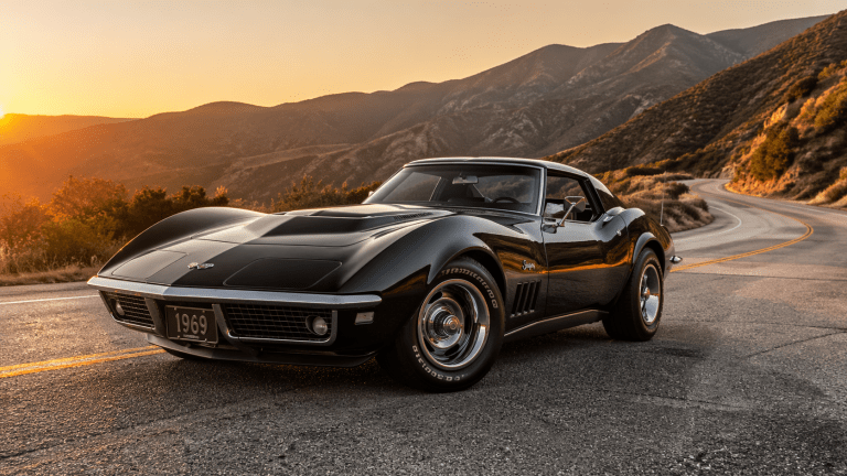 Best Old Cars to Restore